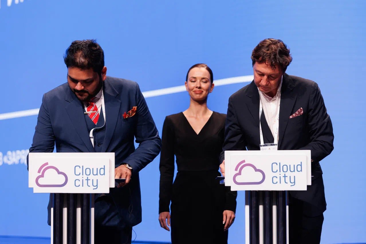 Столичные компании привлекут почти $350 млн инвестиций в рамках Международного форума инноваций БРИКС «Облачный город»

В Москве продолжается Международный форум инноваций БРИКС «Облачный город»