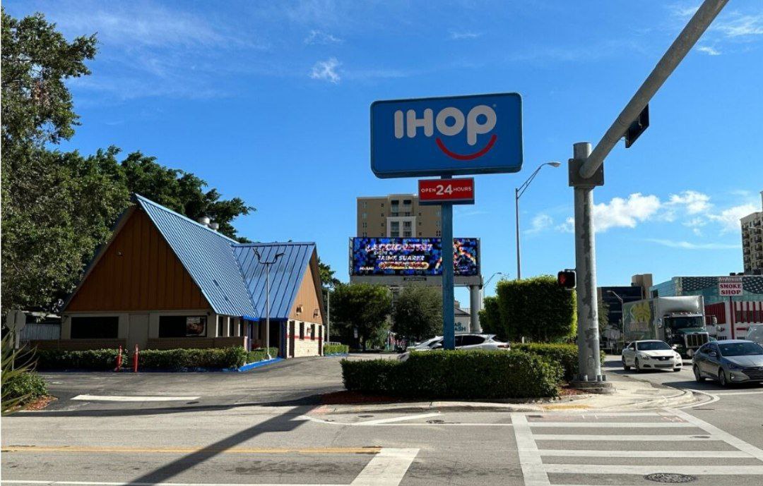 Кредиторы утверждают, что венчурный стартап из Индии Byju миллиардера Бью Равендрана обманул инвесторов и вывел 533 млн долларов в хедж-фонд "Камшот капитал" (Camshaft Capital), которым управлял 23-летний неофит