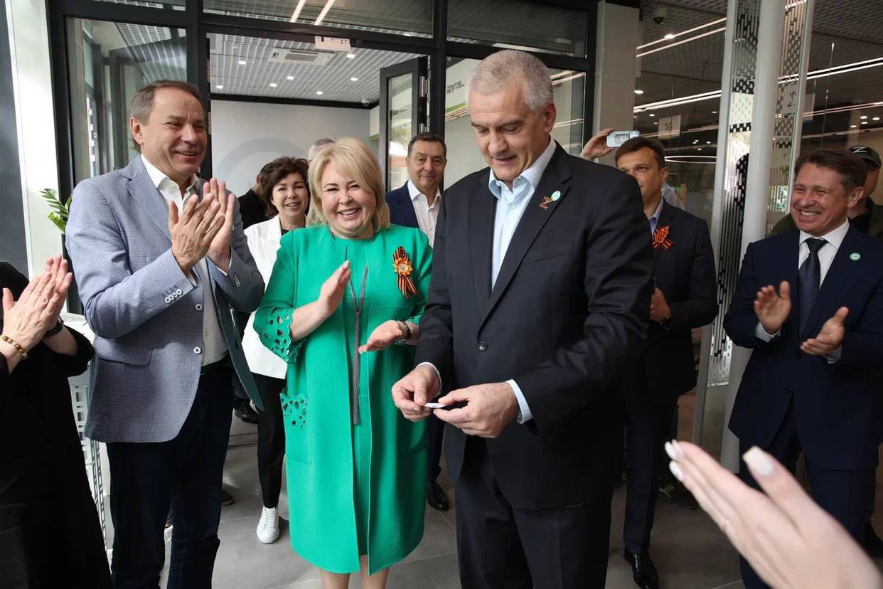 Сбер открыл в Крыму первый офис — отделение банка заработало в центре Ялты