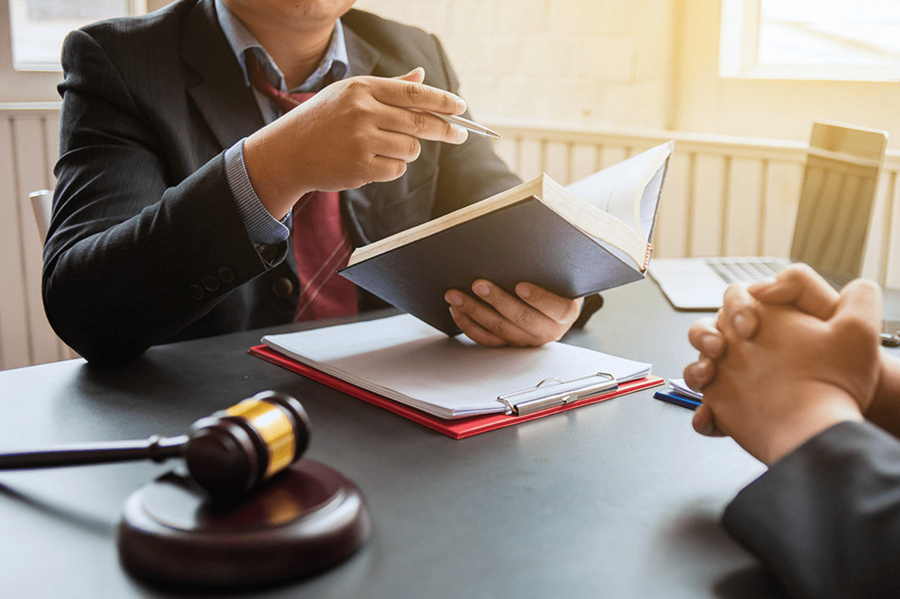 Как законно погасить долги и достичь финансовой свободы? Разбираем ошибки и правильный подход к списанию кредитов через банкротство.