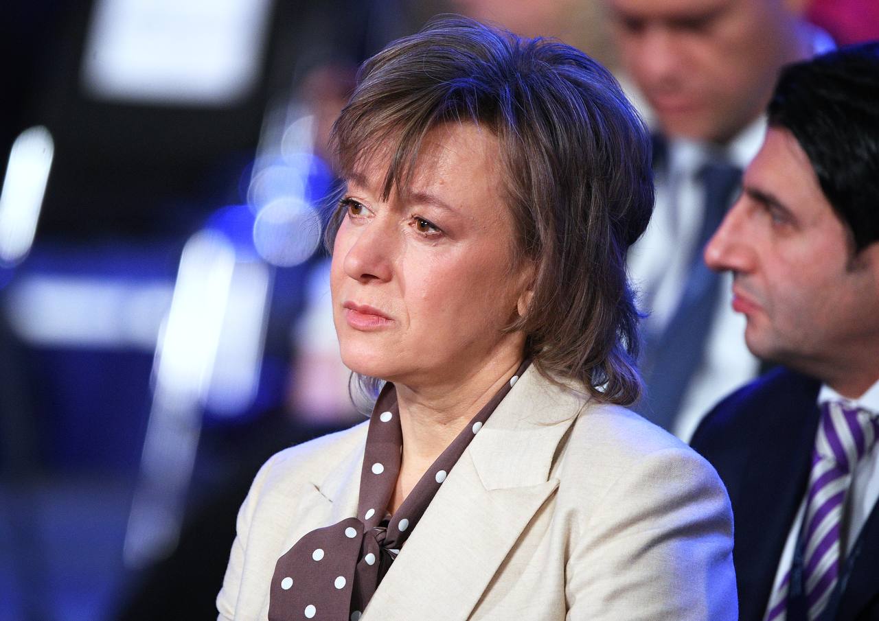 ⚡️ Целые сектора экономики всего за полгода смогли переориентироваться на новые рынки, несмотря ни на что, покупатели российской продукции – это по-прежнему около 200 стран мира

Об этом на пленарной сессии форума «Сделано в России» рассказала генеральны