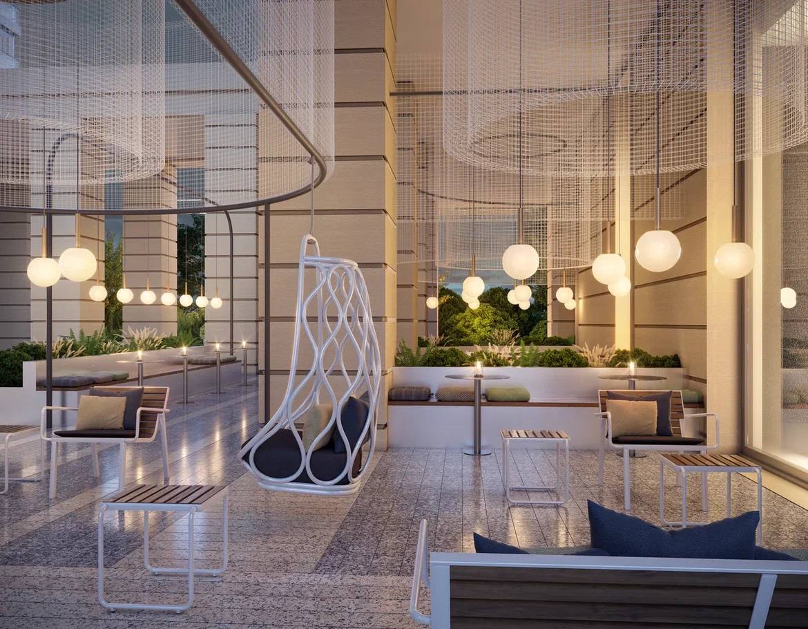 Миллиардер, предприниматель и изобретатель Говард Хьюз, когда собрался переводить бизнес в Неваду, снял пентхаус в местном отеле Desert Inn и прожил в нем несколько лет